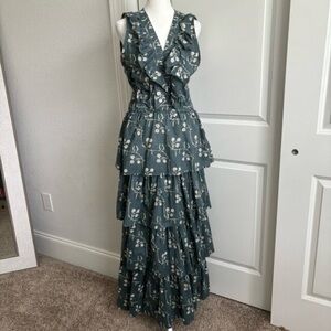 Anna Cate MAXI TIERED V NECK SLEEVELESS DRESS SZ S